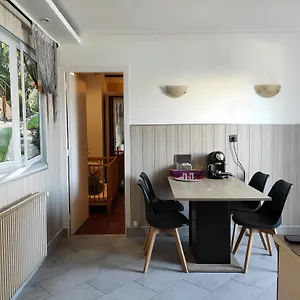 Entier Agreable Et Accueillant Vaulx-en-Velin