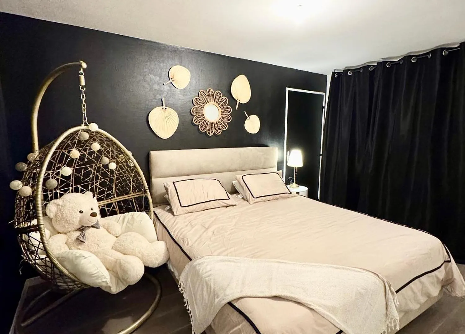La Suite Boheme, 4 Prs, Avec Terrasse Vaulx-en-Velin France